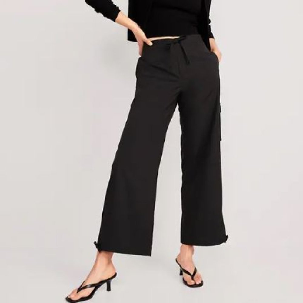 High-Waisted StretchTech Wide-Leg Cargo Pants for Women Size L BRAND NEW